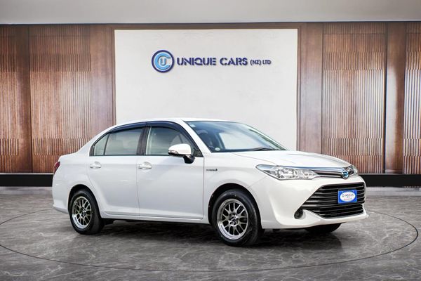 2017 Toyota Corolla Axio 1.5X Facelift Carousel 11