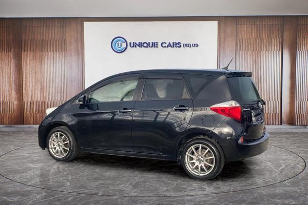 2012 Toyota Ractis 1.3G Smart Stop Carousel 15