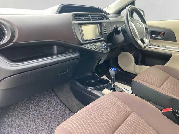 2012 Toyota Aqua 1.5 Type G Hybrid Carousel 3