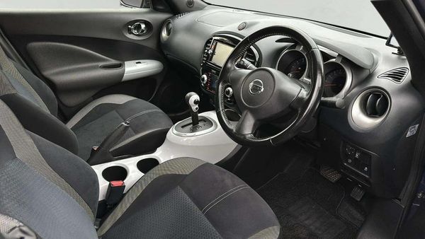 2014 Nissan Juke 15RX Type V Carousel 2