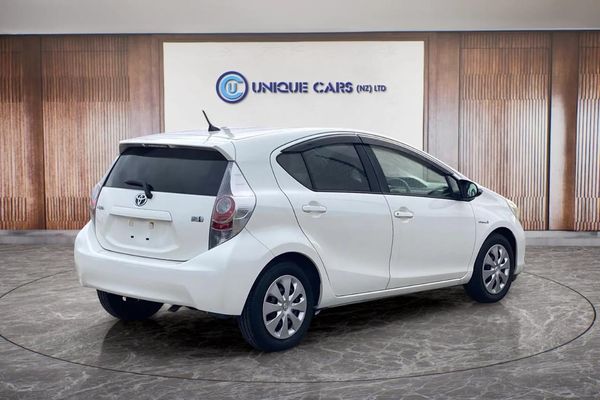 2012 Toyota Aqua 1.5 Type G Hybrid Carousel 17