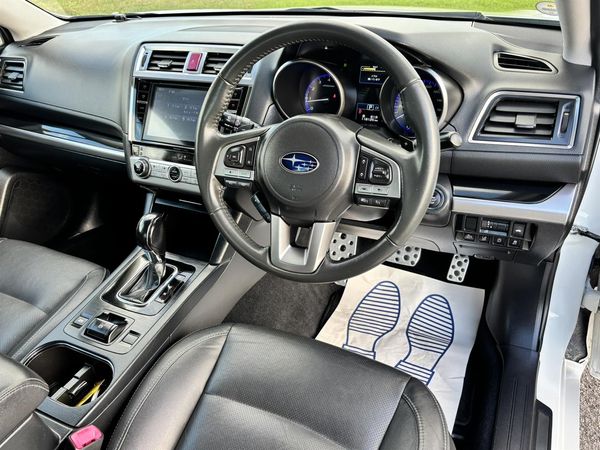2014 Subaru Legacy B4 Limited Carousel 2