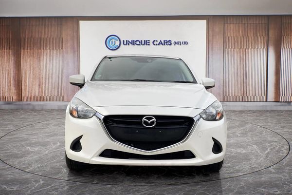 2016 Mazda Demio 1.5 XD Touring Carousel 12