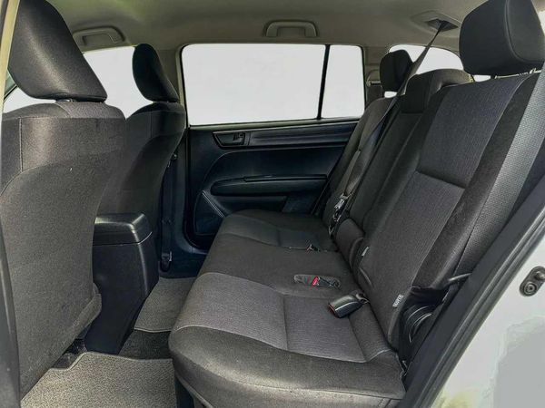 2017 Toyota Corolla Fielder 1.5G Hybrid Carousel 5