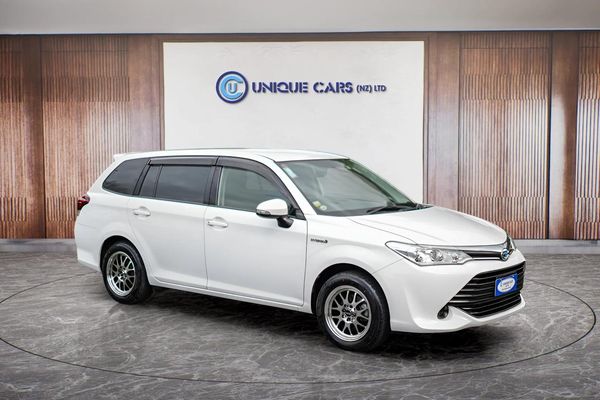 2017 Toyota Corolla Fielder 1.5G Hybrid Carousel 10