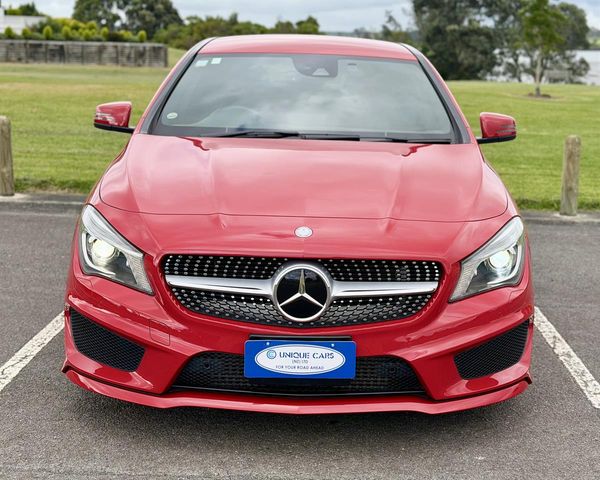 2015 Mercedes-Benz CLA250 Leather Exclusive AMG Package Carousel 12