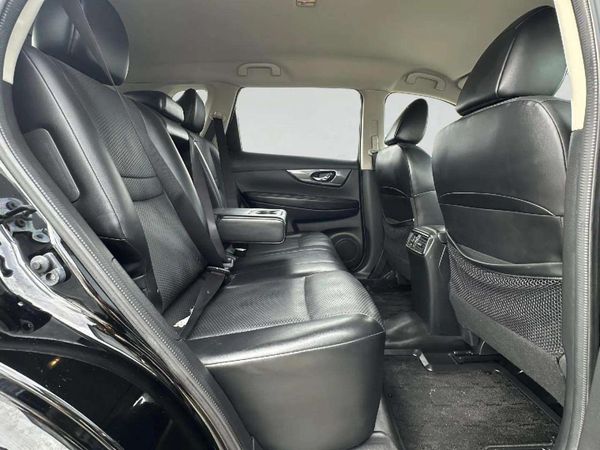 2014 Nissan X-Trail 20X Facelift Carousel 5