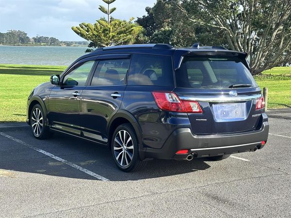 2015 Subaru Exiga Crossover 7 I-Eyesight Carousel 15