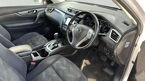 2014 Nissan X-Trail 20X Facelift Carousel 2