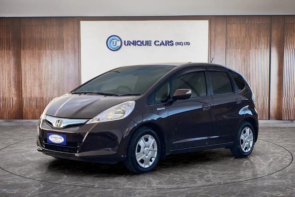 2012 Honda Fit Hybrid Smart Selection Carousel 13