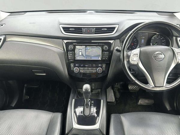 2014 Nissan X-Trail 20X Facelift Carousel 1