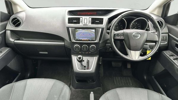 2015 Nissan Lafesta 2.0 Highway Star Carousel 1