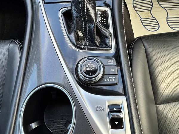 2015 Nissan Skyline 350GT Hybrid Carousel 9