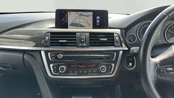 2013 BMW 320D Luxury Package Carousel 8