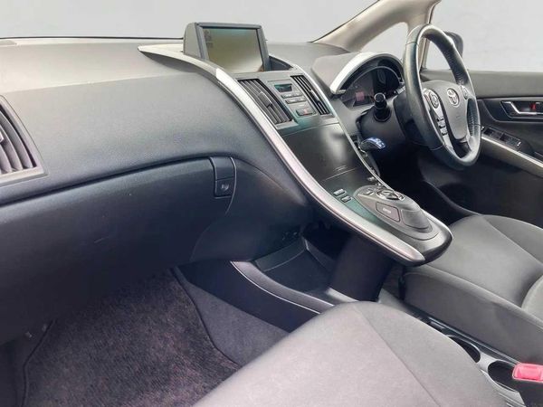 2012 Toyota Sai 2.4 S Hybrid Carousel 3