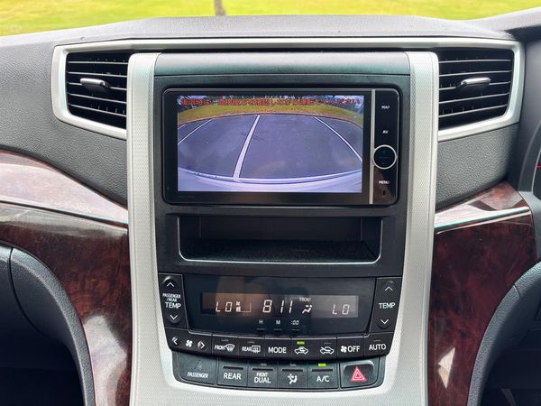 2012 Toyota Alphard 240S 7 Seater Carousel 7