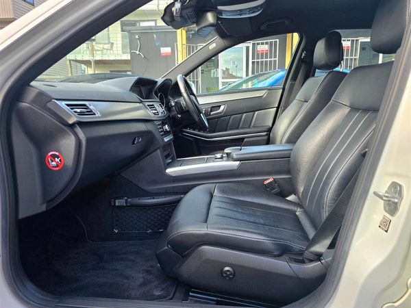 2015 Mercedes-Benz E 300 **Cruise Control**Electric Seats**Reversing Camera** Carousel 5