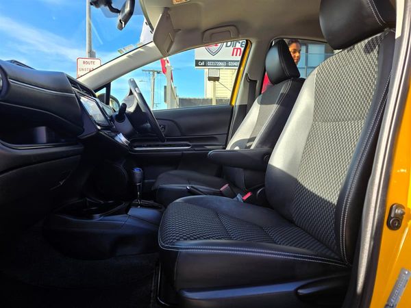 2014 Toyota Aqua **X-Urban**Push Start**Machine Face Factory Mags**Reversing Camera**Keyless Entry** Carousel 3