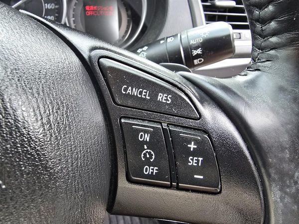 2014 Mazda Atenza **Cruise Control**Push Start**Reversing Camera**Paddle Shift**Factory Mags**Fog Lights**I-Stop Model** Carousel 17