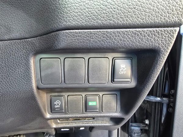 2015 Nissan X-Trail **7 Seater**360 Reversing Camera**Cruise Control**Leather & Heating Seats**Factory Alloys**Fog Lights**Auto Start & Stop**Parking Sensors** Carousel 11