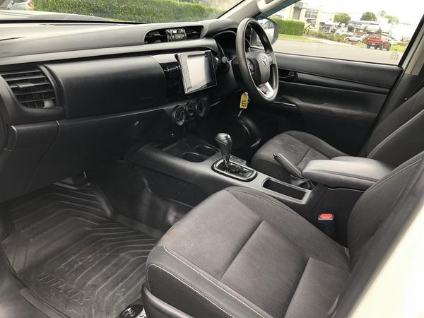2019 Toyota Hilux SR TD DC 2.8D