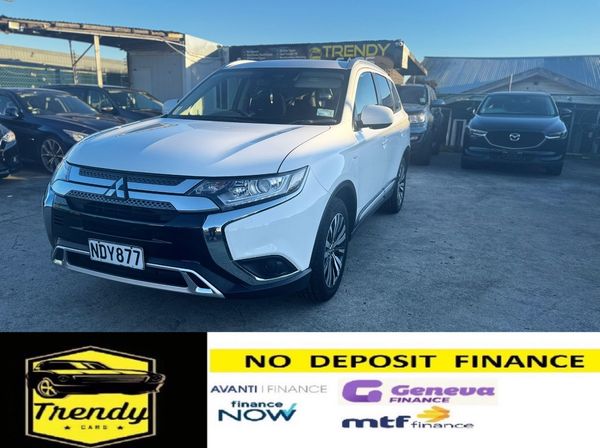 2020 Mitsubishi Outlander Carousel 7