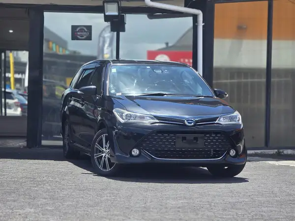 2016 Toyota Corolla FIELDER WXB Hybrid, Alloys, Toyota Safety Sense, Push Start, Semi Leather, Reverse Camera Station Wagon Automatic