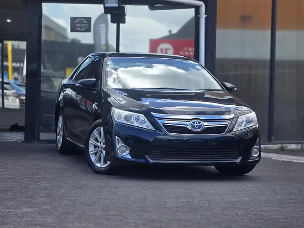 2012 Toyota Camry G Hybrid, Cruise Control, Alloys, Electric Seats, Push-start, Sedan Automatic