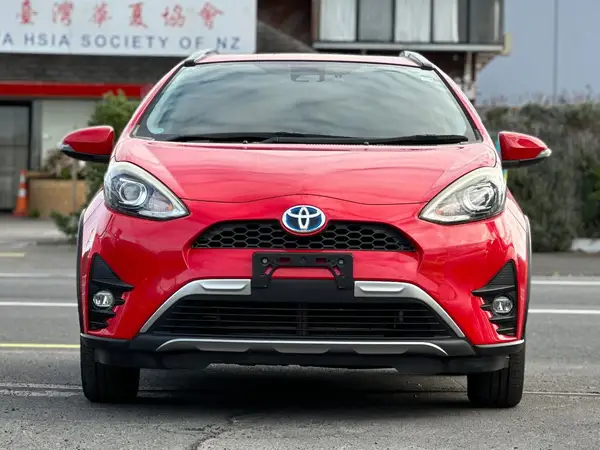 2017 Toyota Aqua CROSSOVER Hybrid *Leather* Carousel 1