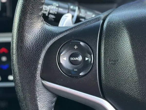 2013 Honda Fit Hybrid Carousel 5