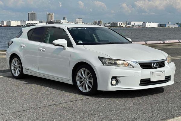 2012 Lexus CT 200h HYBRID Carousel 2