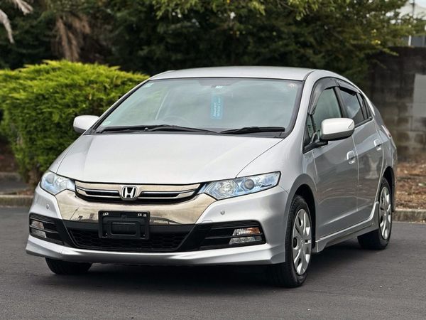 2013 Honda Insight HYBRID Carousel 3