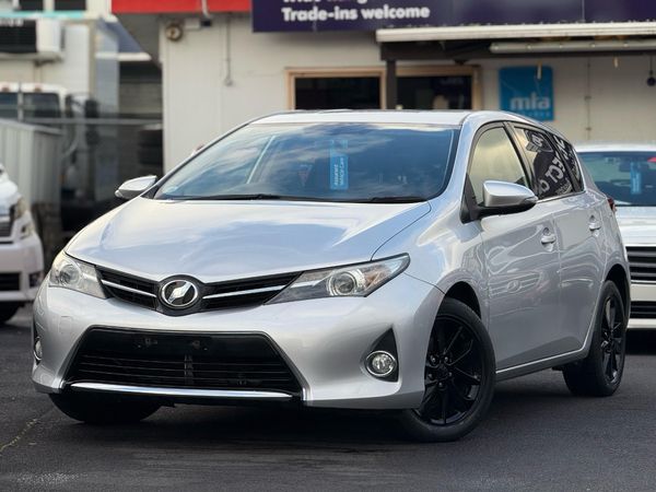 2015 Toyota Auris Carousel 4