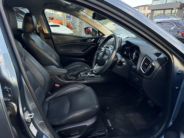 2014 Mazda Axela HYBRID S L *LEATHER PKG* Carousel 7