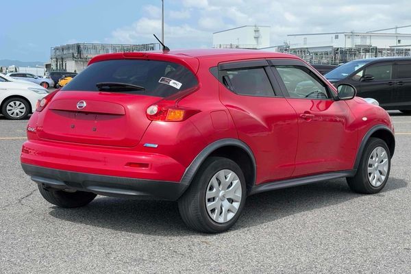 2014 Nissan Juke 15RX Type V Carousel 6