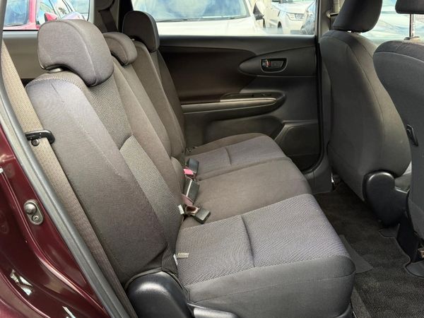 2013 Toyota Wish 1.8X
