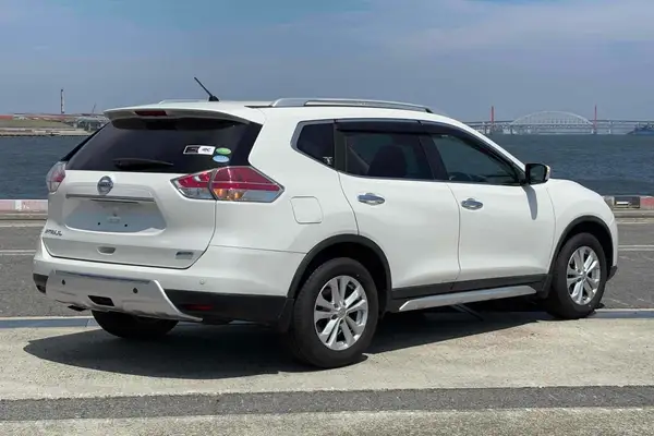 2017 Nissan X-Trail 20X 4WD *Emergency Brake PKG* Carousel 3