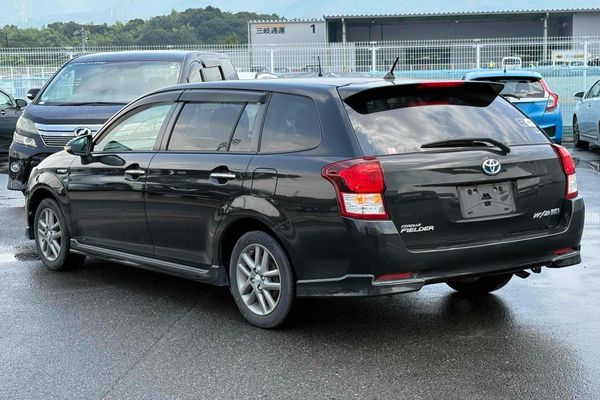 2014 Toyota Corolla Carousel 4