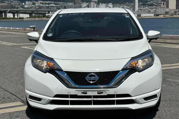2020 Nissan Note HYBRID E-Power B Carousel 1