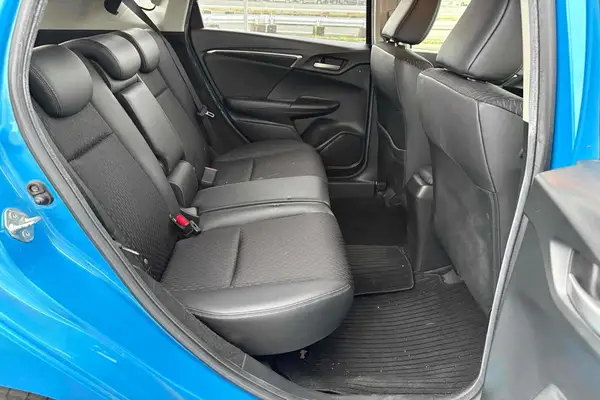 2013 Honda Fit HYBRID L PACKAGE Carousel 8