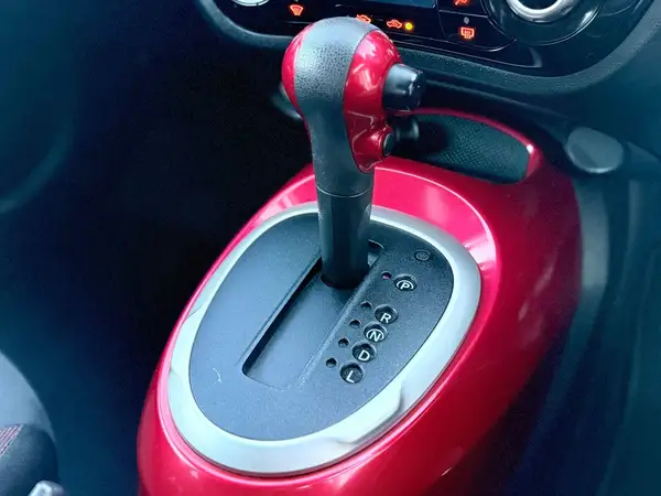 2014 Nissan Juke 15RX *PERSONALIZE PKG* Carousel 8
