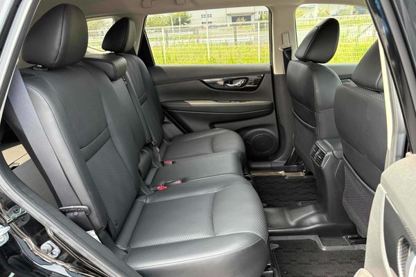 2017 Nissan X-Trail 20X *FACELIFT* Carousel 6
