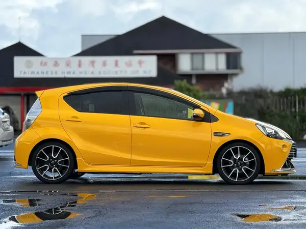 2014 Toyota Aqua G G'S Carousel 8