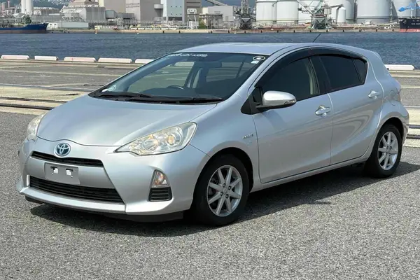 2013 Toyota Aqua HYBRID G SOFT LEATHER SELECTION Carousel 2