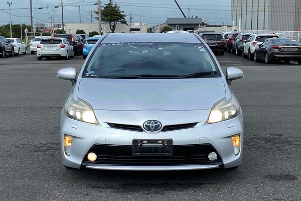 2012 Toyota Prius Carousel 6