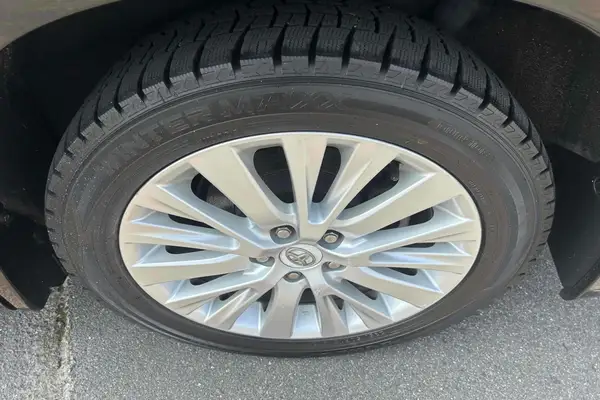2012 Toyota Vellfire 2.4Z 8-Seater Carousel 7