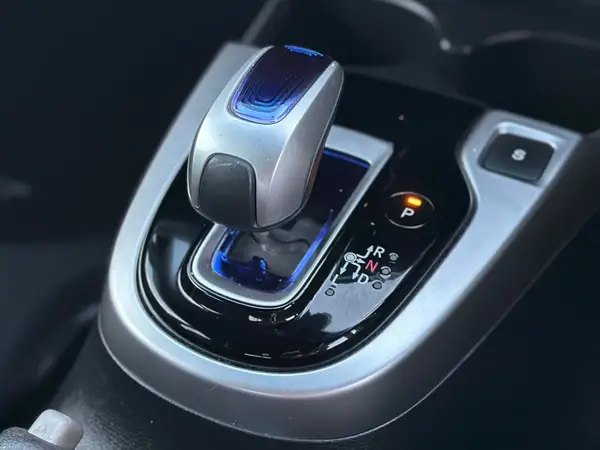 2013 Honda Fit Hybrid Carousel 3