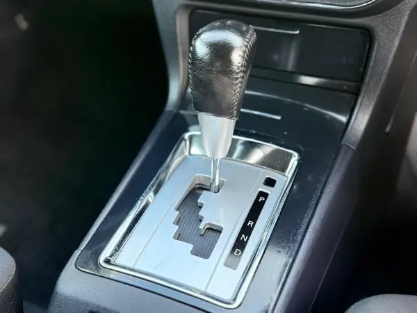 2014 Mitsubishi Galant Carousel 9