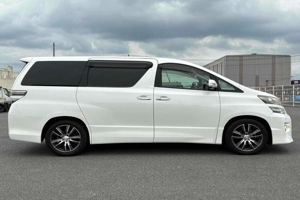 2012 Toyota Vellfire 2.4Z
