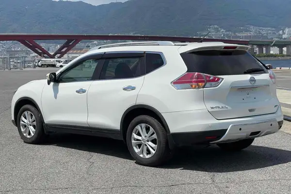 2017 Nissan X-Trail 20X 4WD *Emergency Brake PKG* Carousel 5